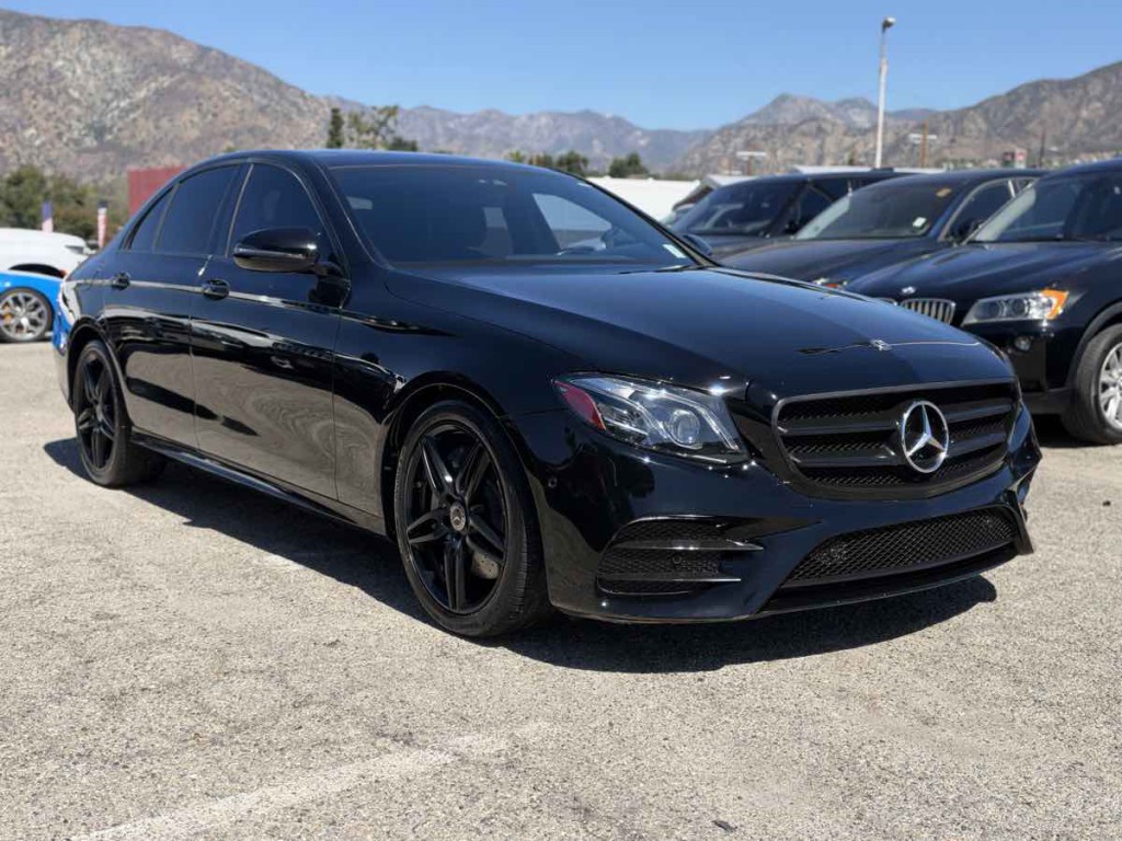 2018 Mercedes-Benz E-Class Image 2