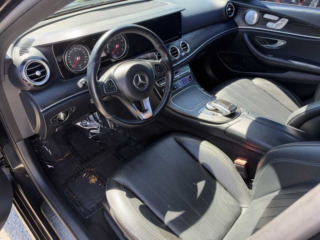 2018 Mercedes-Benz E-Class Image 10
