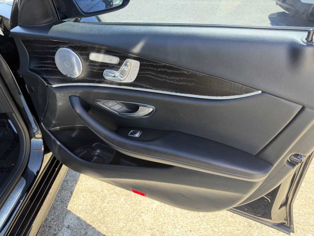 2018 Mercedes-Benz E-Class Image 15