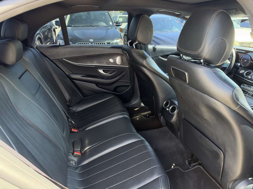 2018 Mercedes-Benz E-Class Image 16
