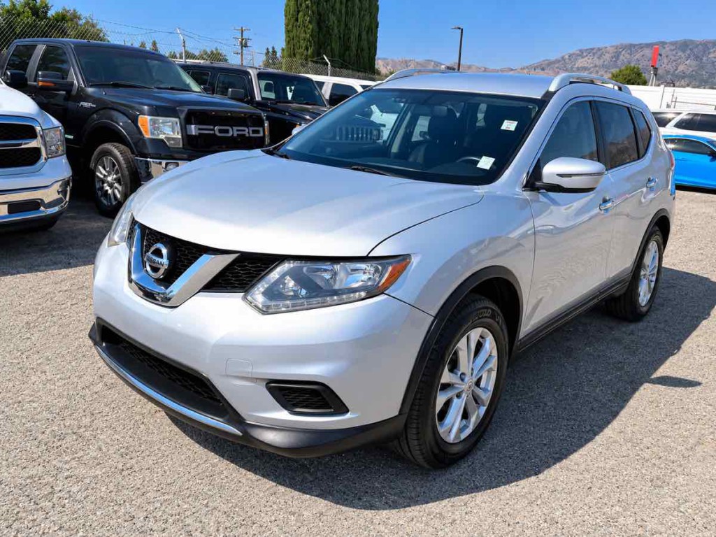 2016 Nissan Rogue Image 3