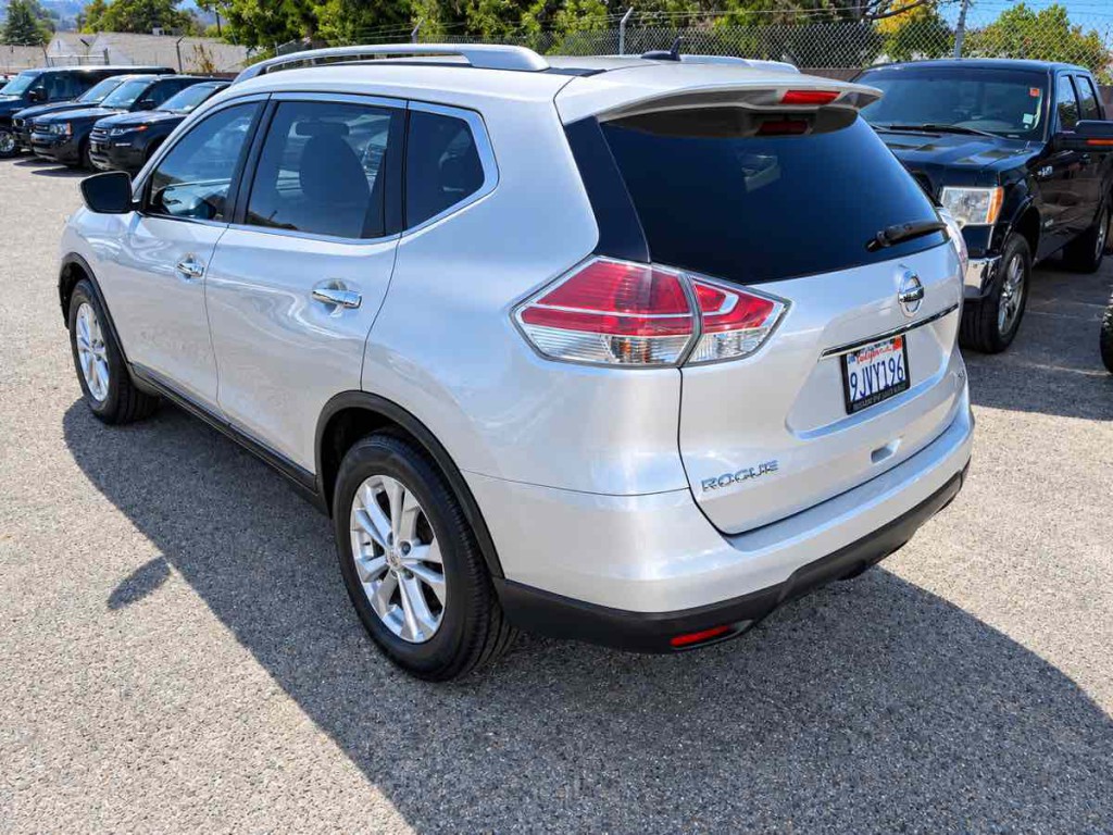 2016 Nissan Rogue Image 4