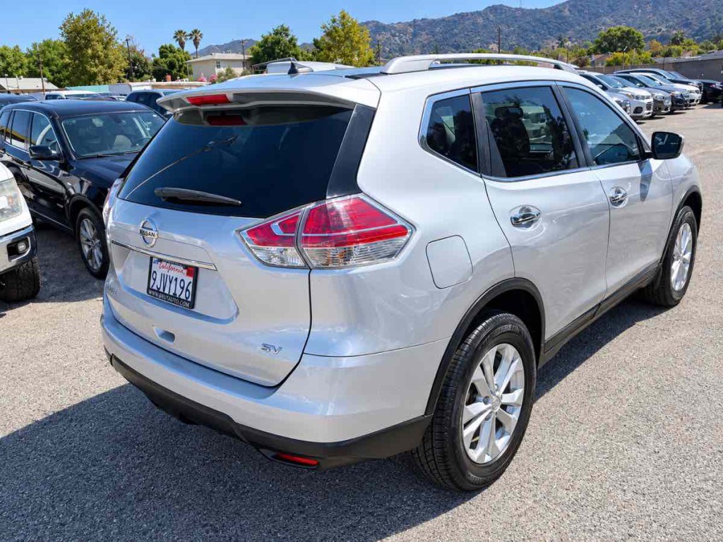 2016 Nissan Rogue Image 6