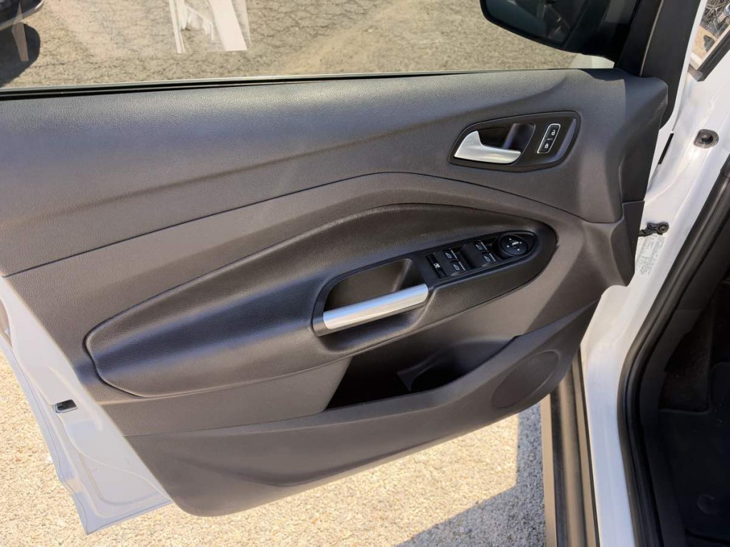2016 Ford C-Max Image 9