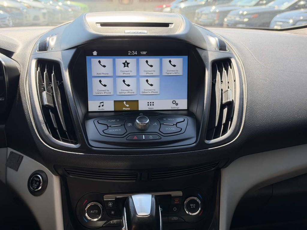 2016 Ford C-Max Image 12