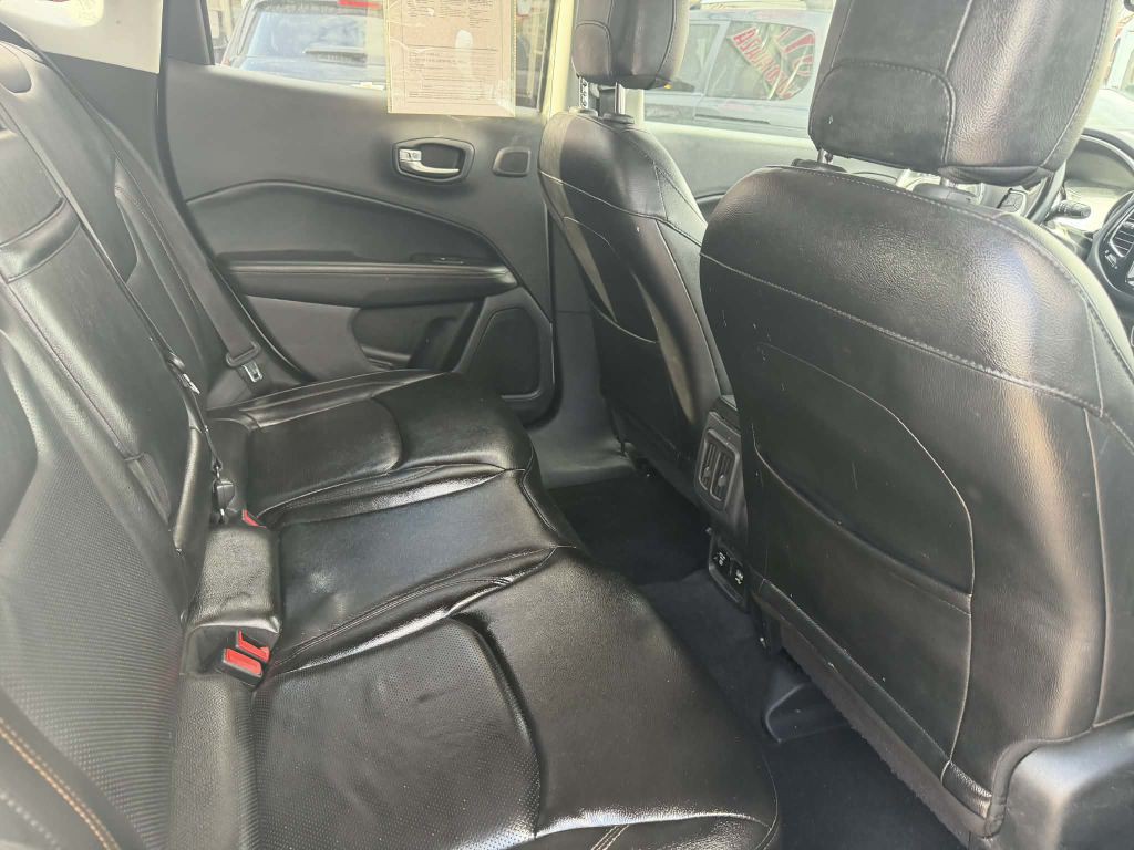 2018 Jeep Compass Image 10