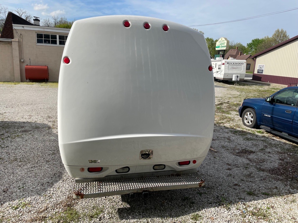 2003 Ford Econoline Image 6