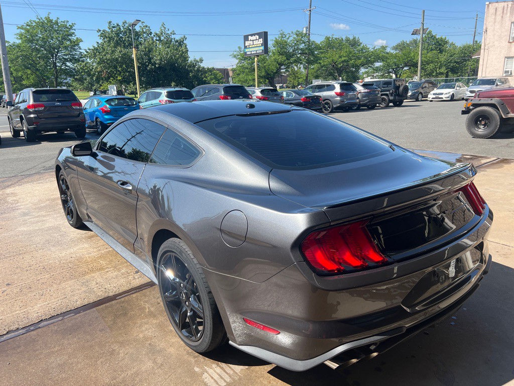 2019 Ford Mustang Image 7