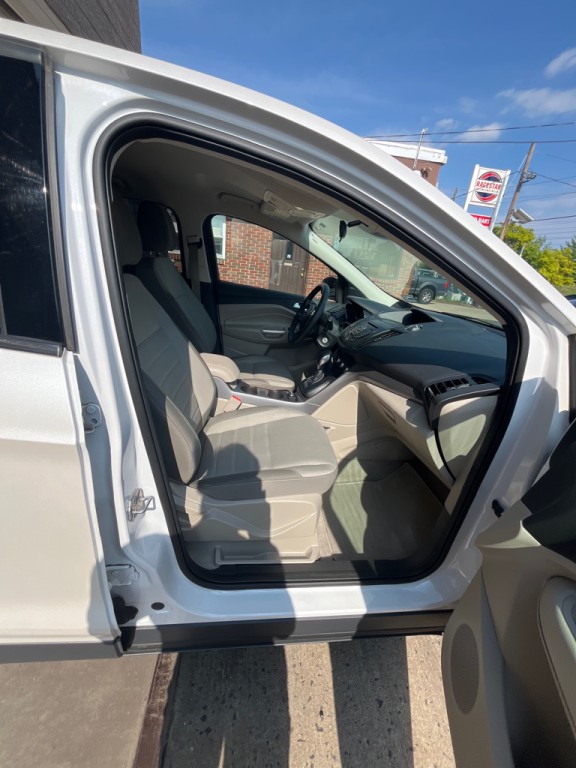 2015 Ford Escape Image 12