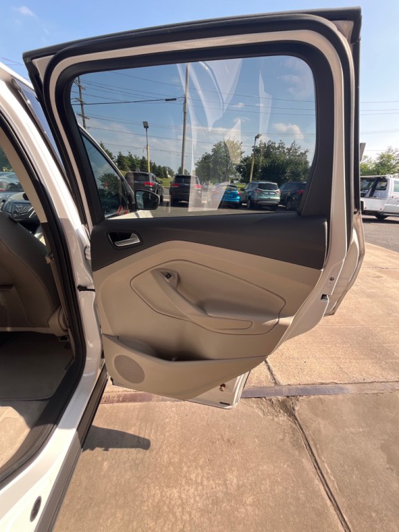 2015 Ford Escape Image 13