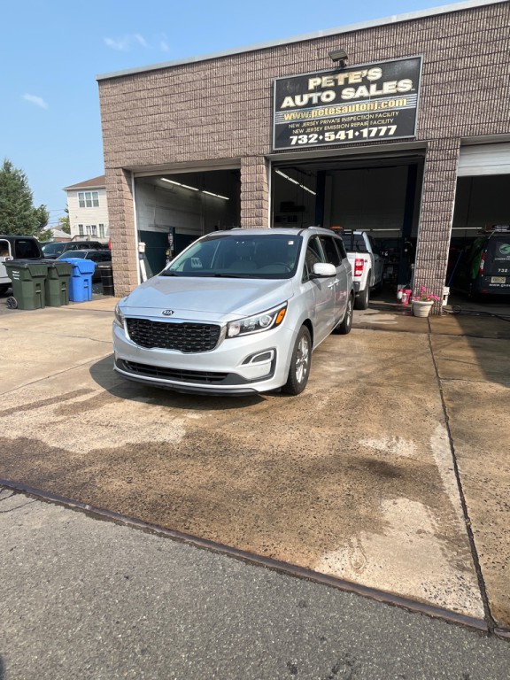 2021 Kia Sedona Image 1