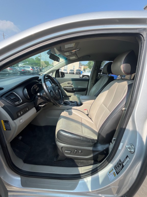 2021 Kia Sedona Image 10