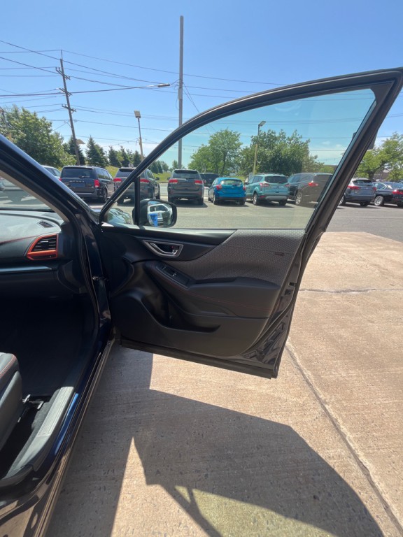 2019 Subaru Forester Image 11