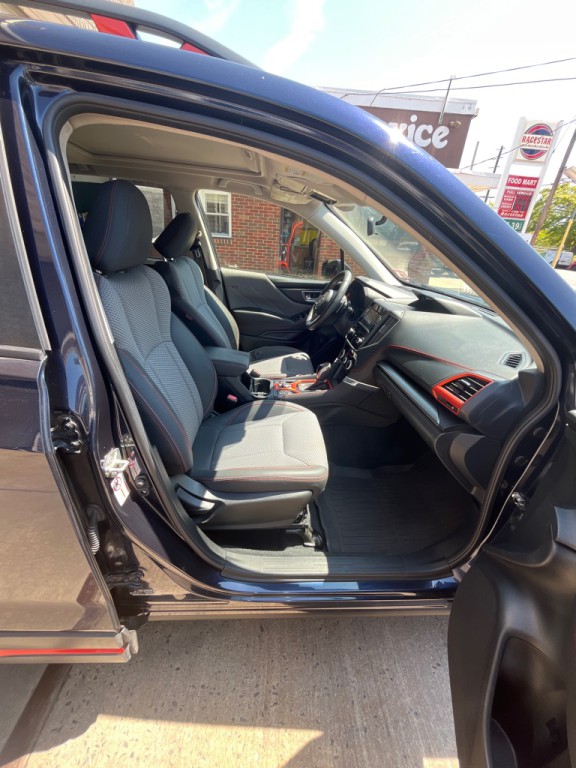 2019 Subaru Forester Image 12