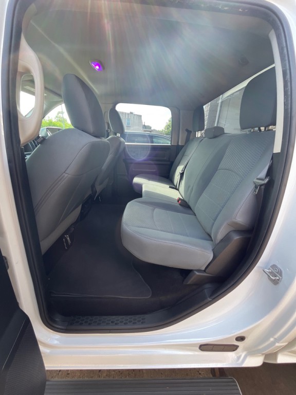 2016 RAM 1500 Image 17