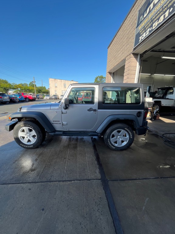 2013 Jeep Wrangler Image 8
