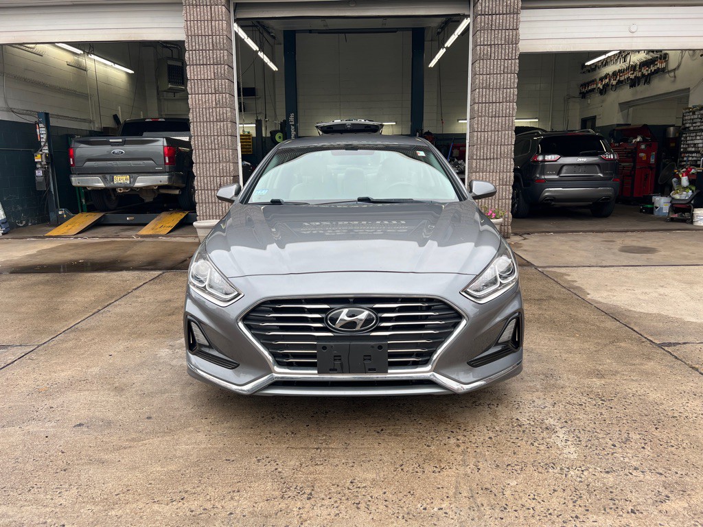 2018 Hyundai Sonata Image 2