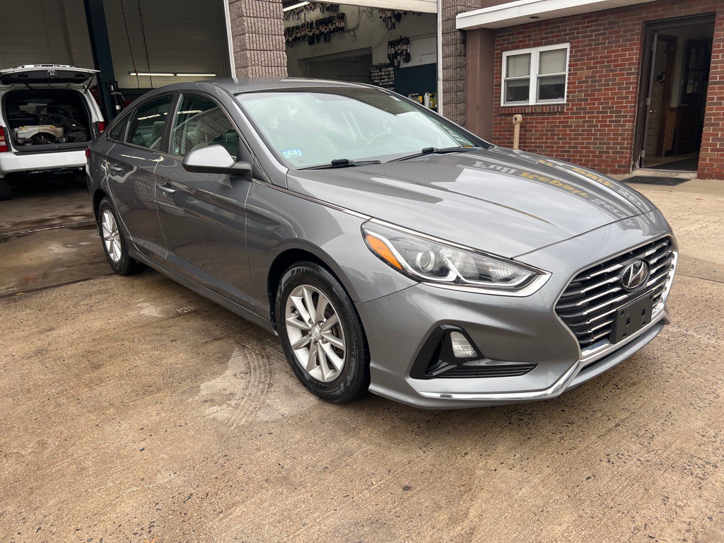 2018 Hyundai Sonata Image 3