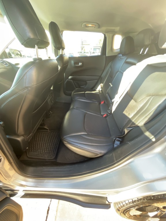 2018 Jeep Compass Image 17