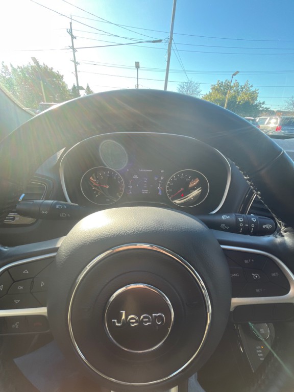 2018 Jeep Compass Image 20
