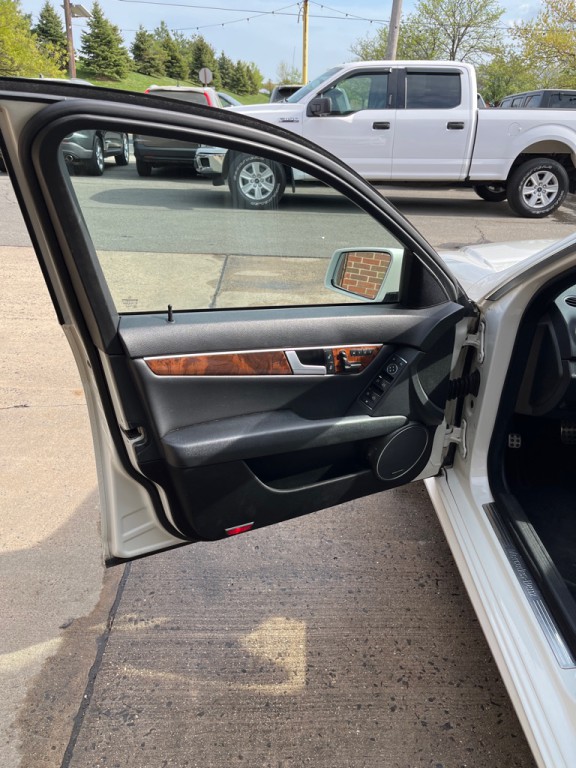 2012 Mercedes-Benz C-Class Image 9