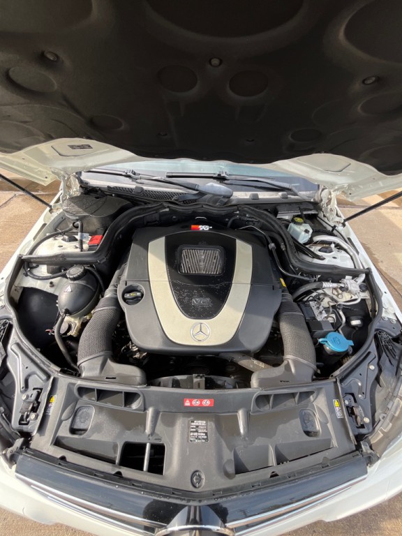 2012 Mercedes-Benz C-Class Image 19