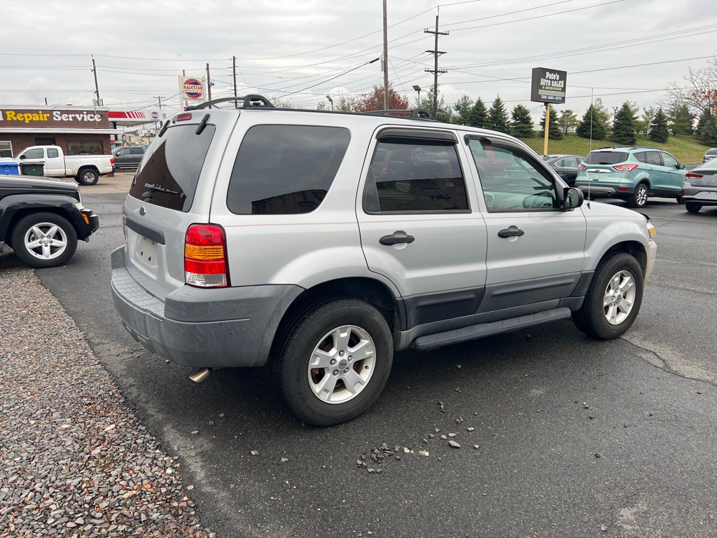 2005 Ford Escape Image 5