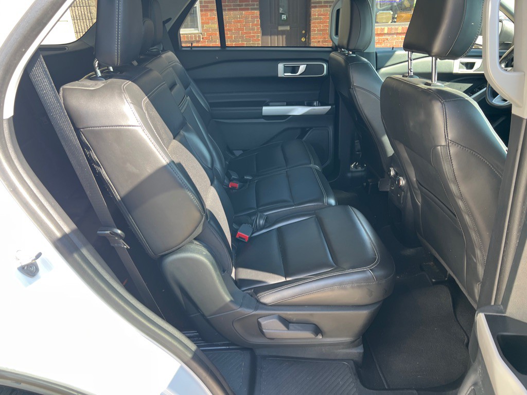2021 Ford Explorer Image 17