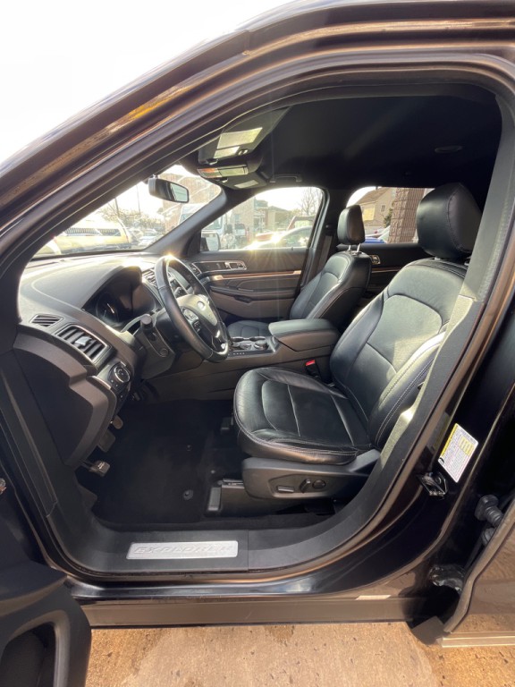 2019 Ford Explorer Image 10