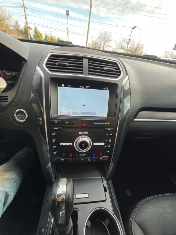 2019 Ford Explorer Image 18