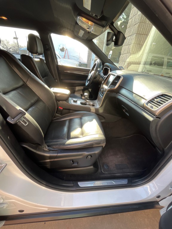 2015 Jeep Grand Cherokee Image 12