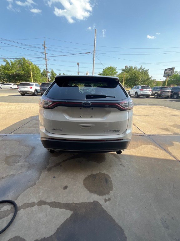 2017 Ford Edge Image 6