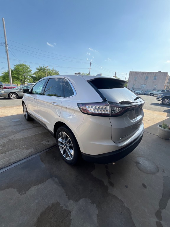 2017 Ford Edge Image 7
