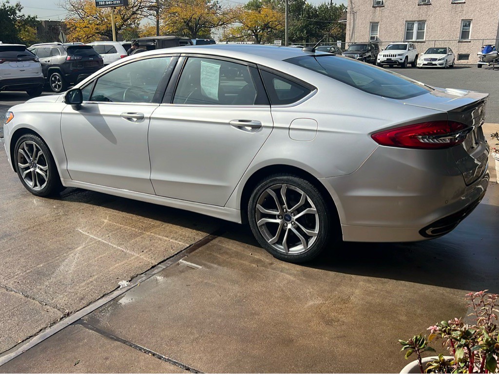 2017 Ford Fusion Image 7
