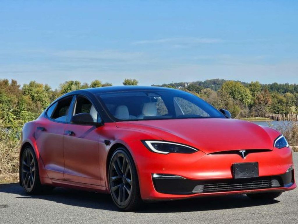2022 Tesla Model S Image 5