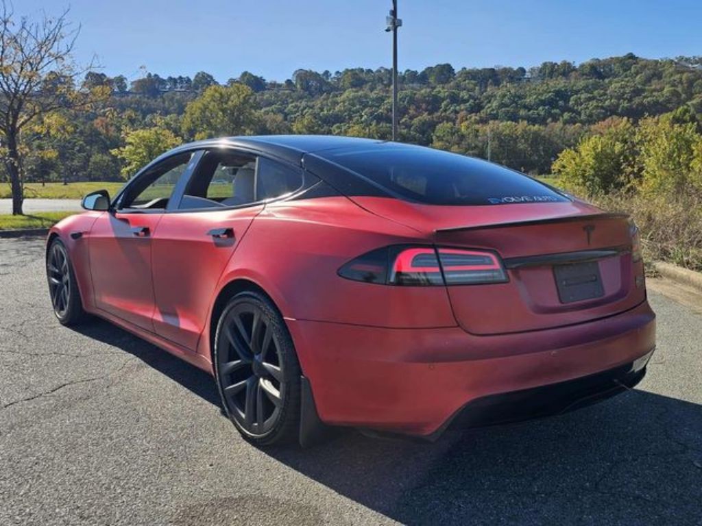 2022 Tesla Model S Image 6