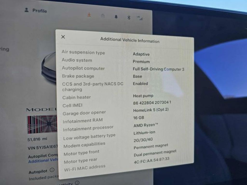 2022 Tesla Model S Image 11