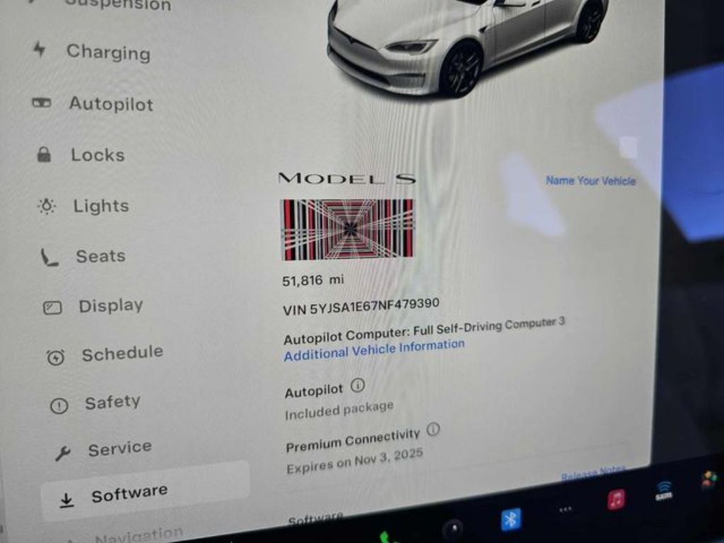 2022 Tesla Model S Image 13