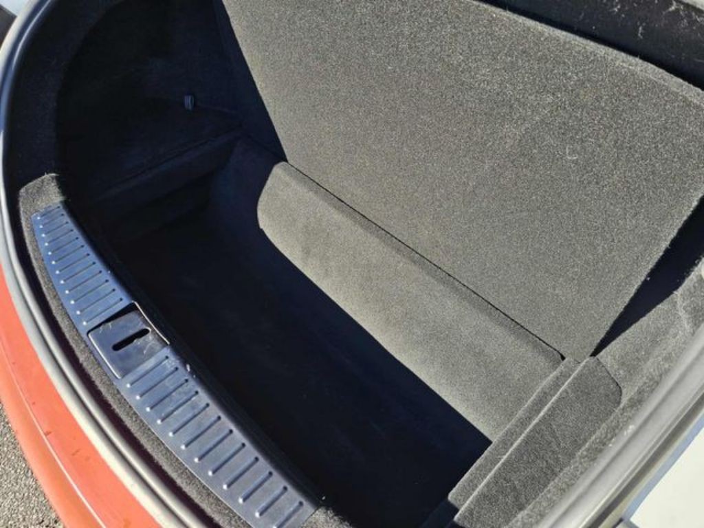 2022 Tesla Model S Image 20