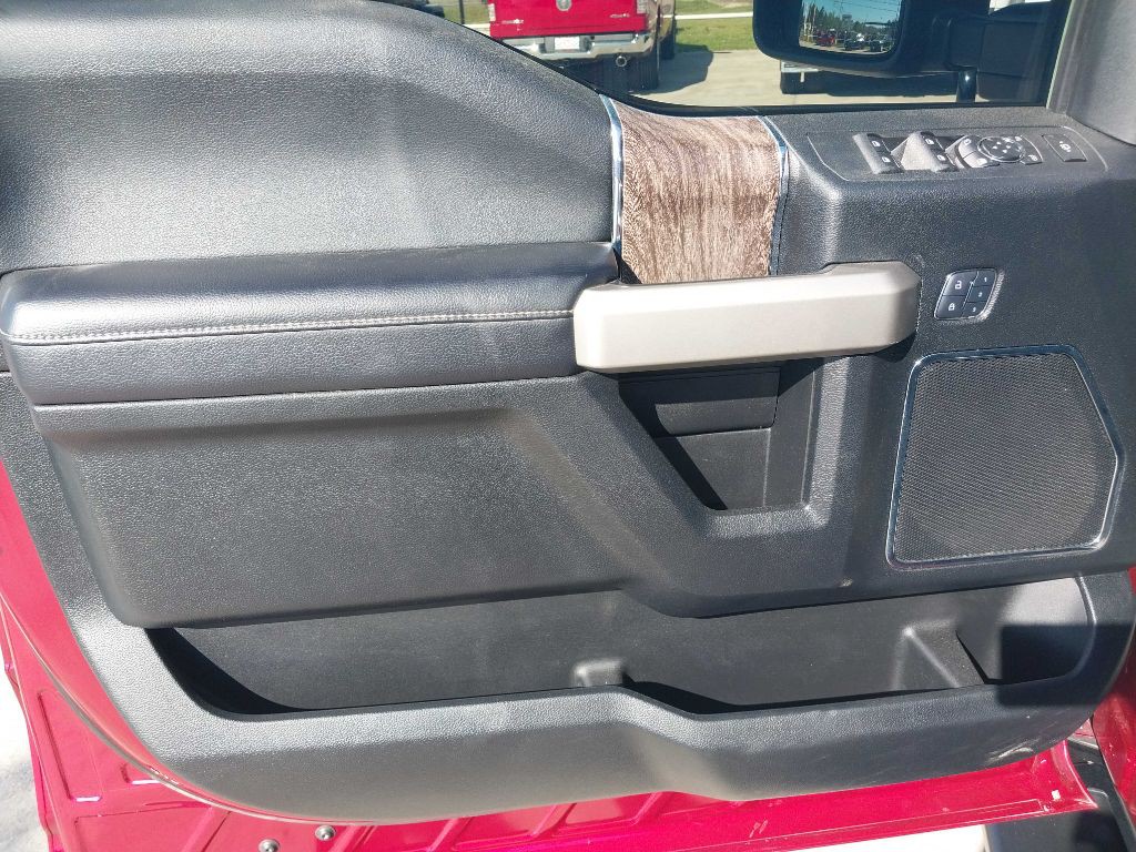 2017 Ford F-350 Image 17