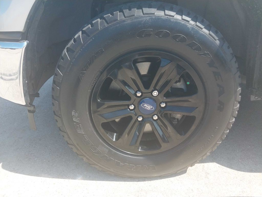 2017 Ford F-150 Image 8