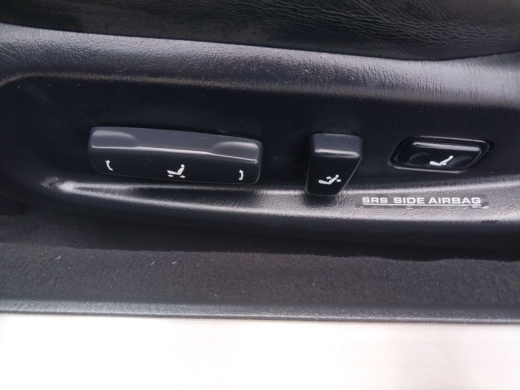 2003 Lexus SC Image 25