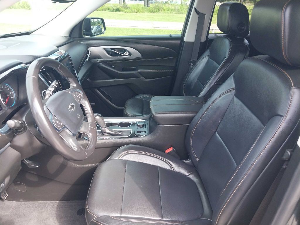 2020 Chevrolet Traverse Image 13