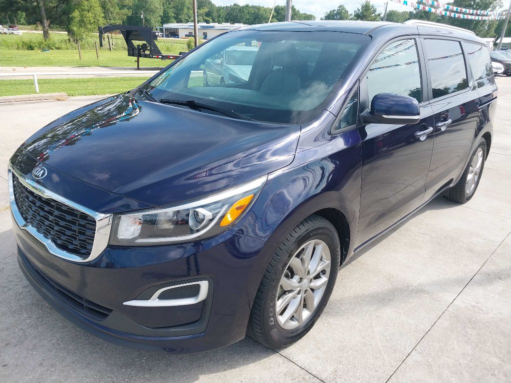 2021 Kia Sedona Image 2