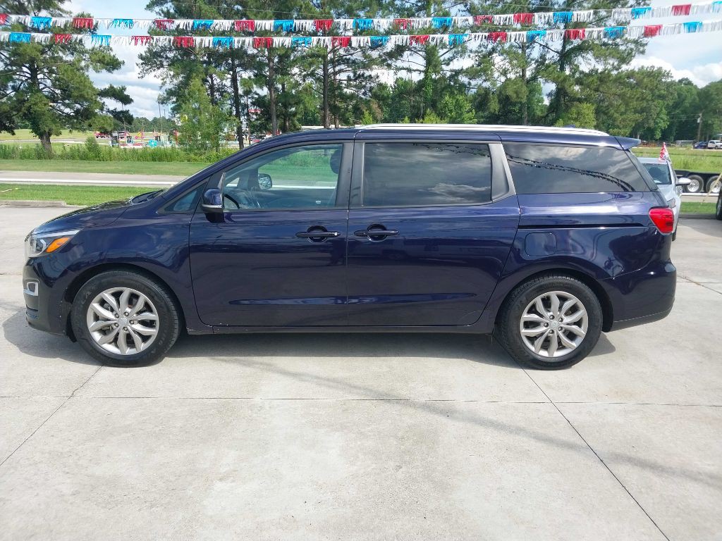 2021 Kia Sedona Image 3