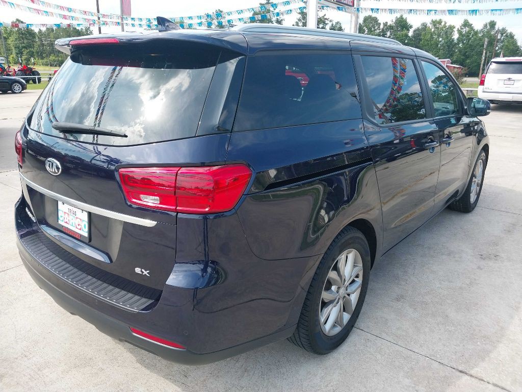 2021 Kia Sedona Image 6