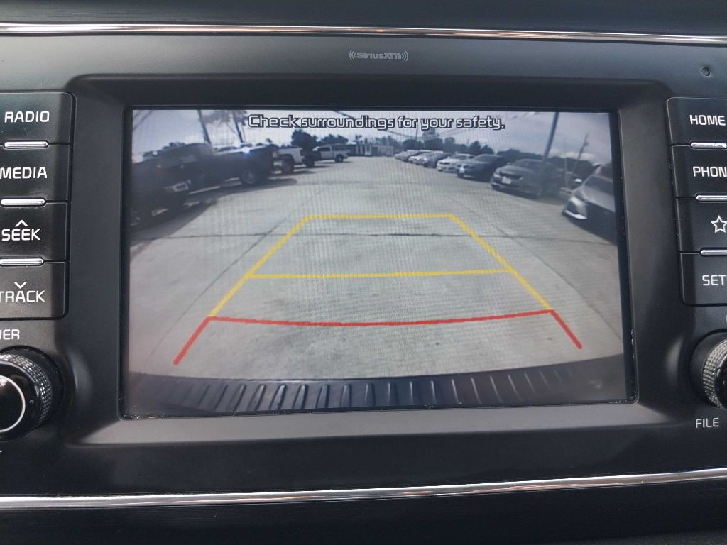 2021 Kia Sedona Image 20