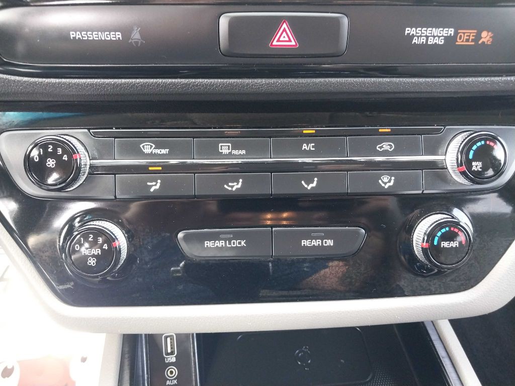 2021 Kia Sedona Image 21