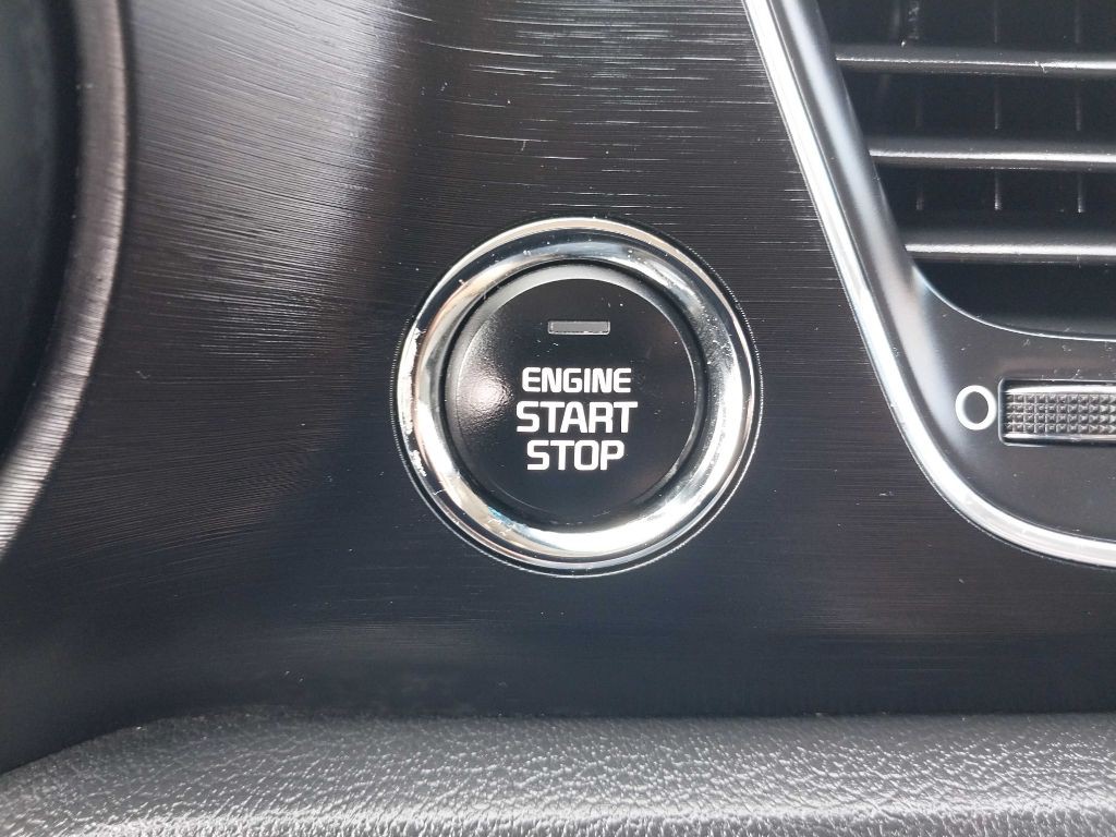 2021 Kia Sedona Image 22