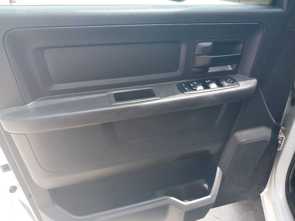 2012 Dodge Ram 3500 Image 16